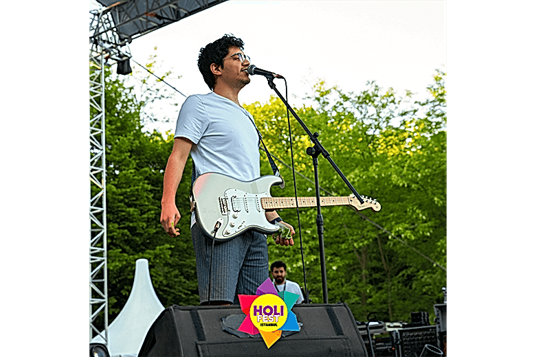 2e261df3-e849-49c1-bcae-2f577766c842 2e261df3-e849-49c1-bcae-2f577766c842