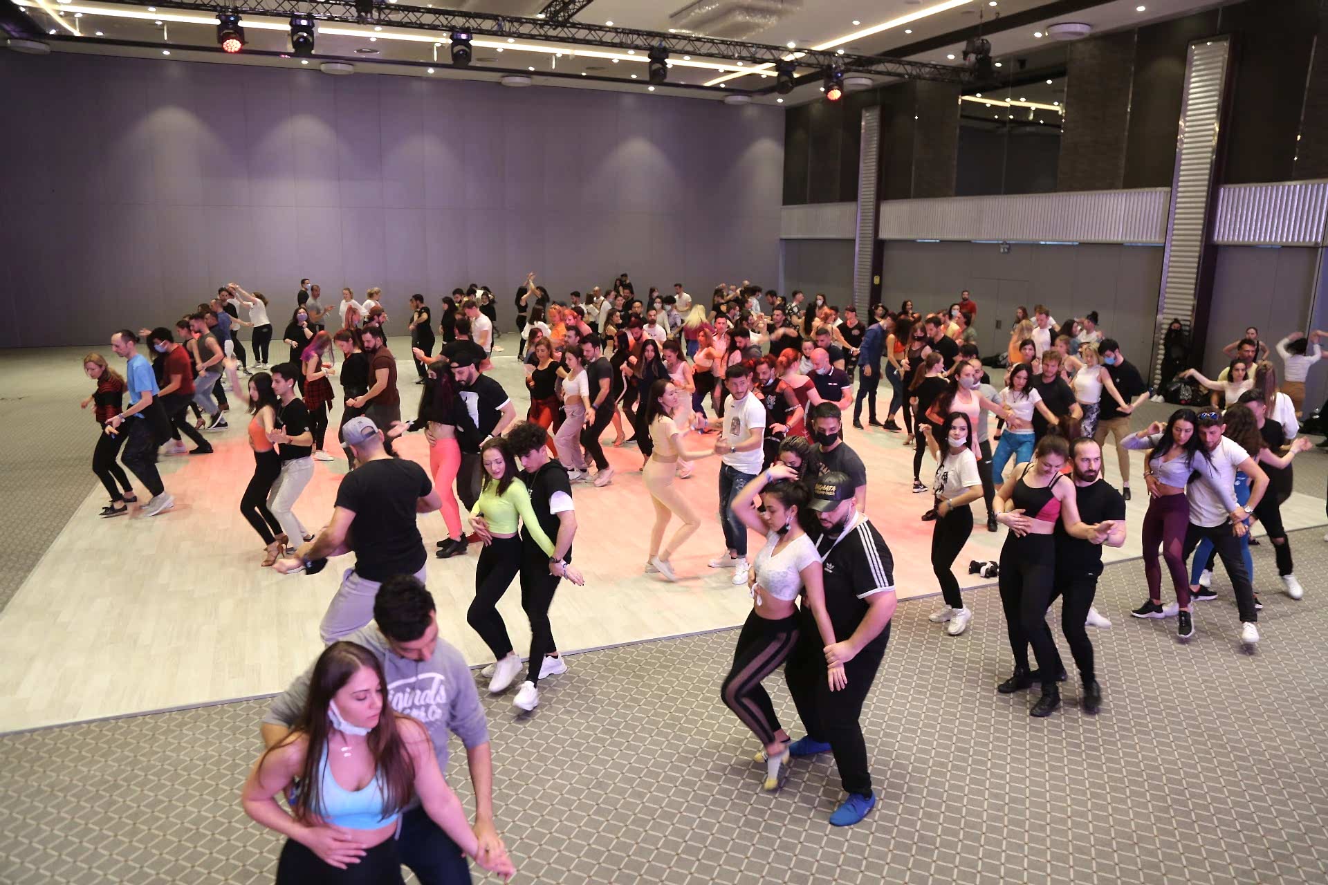 2e261df3-e849-49c1-bcae-2f577766c842