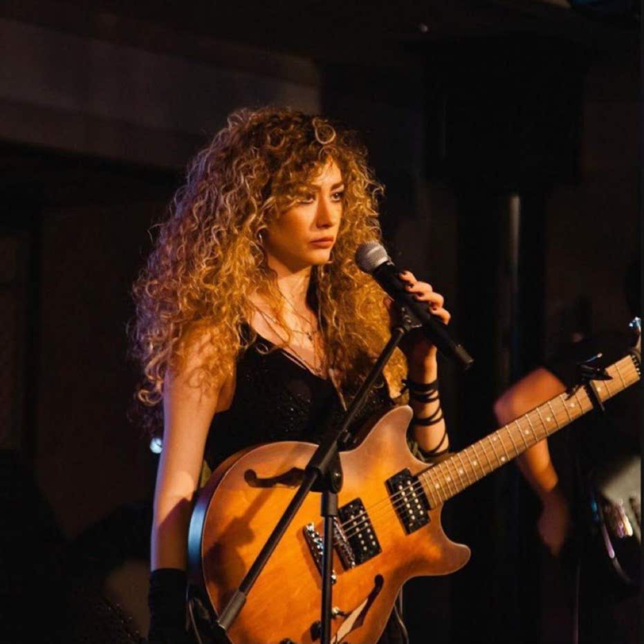 2e261df3-e849-49c1-bcae-2f577766c842