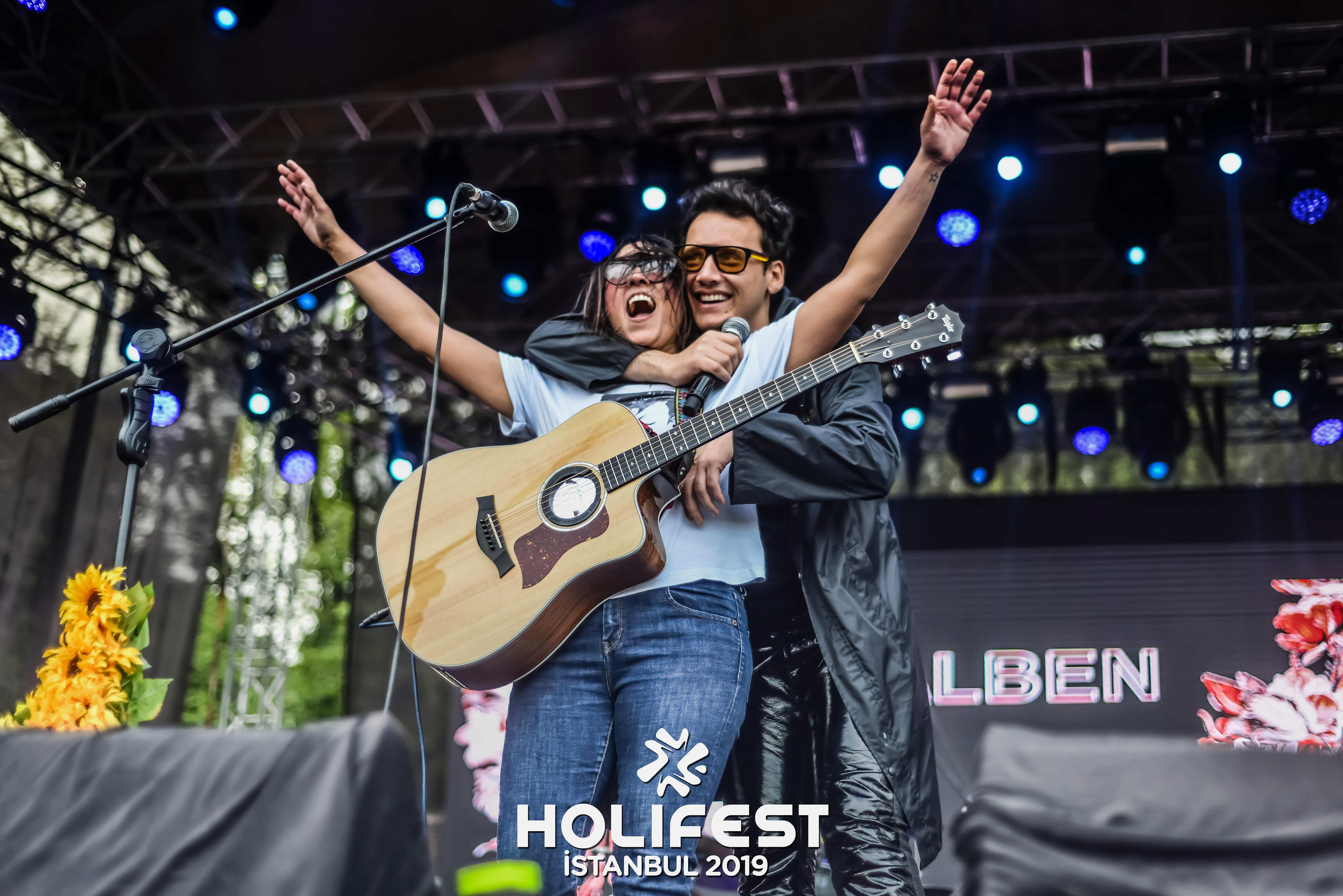 2e261df3-e849-49c1-bcae-2f577766c842 2e261df3-e849-49c1-bcae-2f577766c842