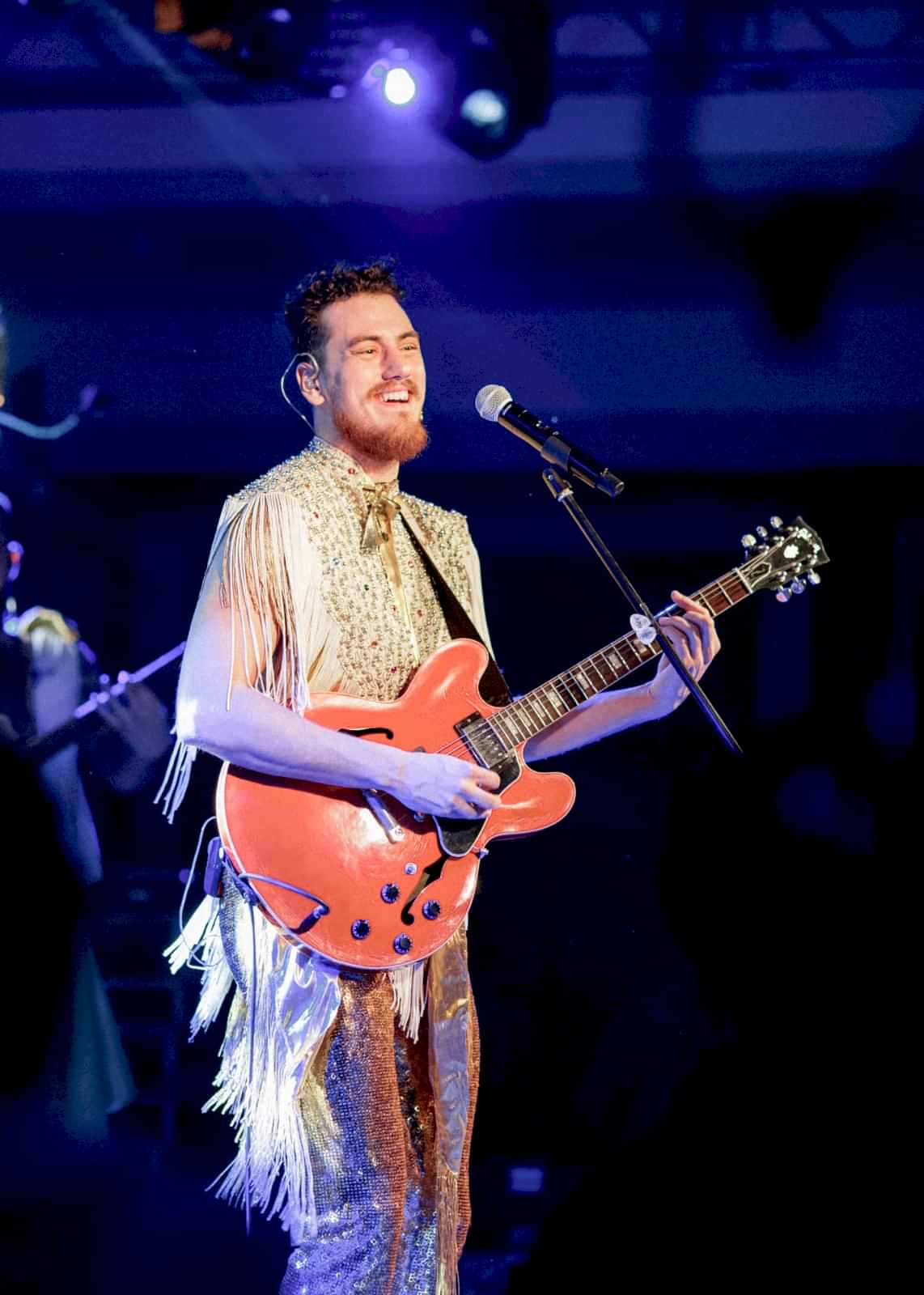 2e261df3-e849-49c1-bcae-2f577766c842