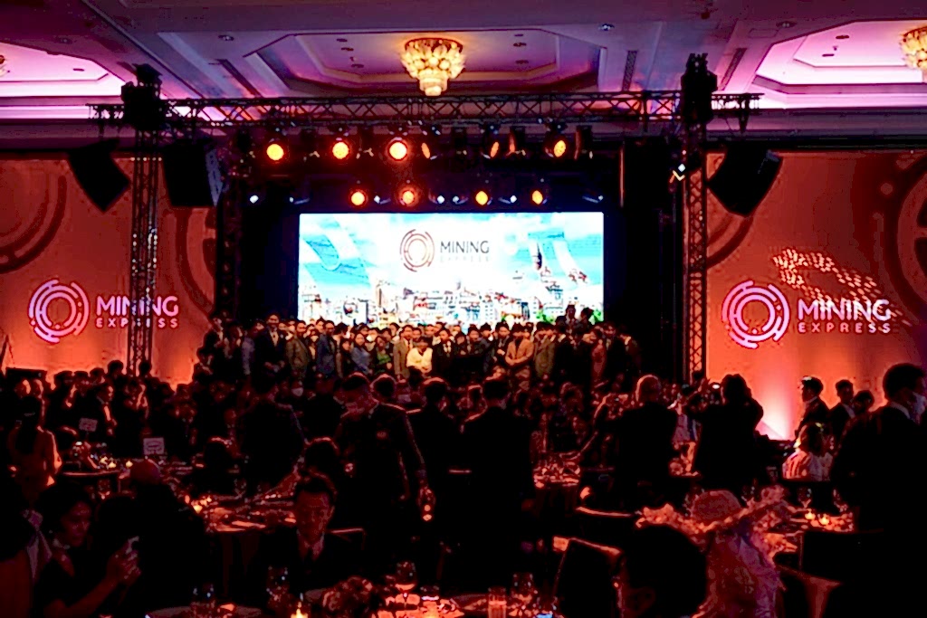 2e261df3-e849-49c1-bcae-2f577766c842